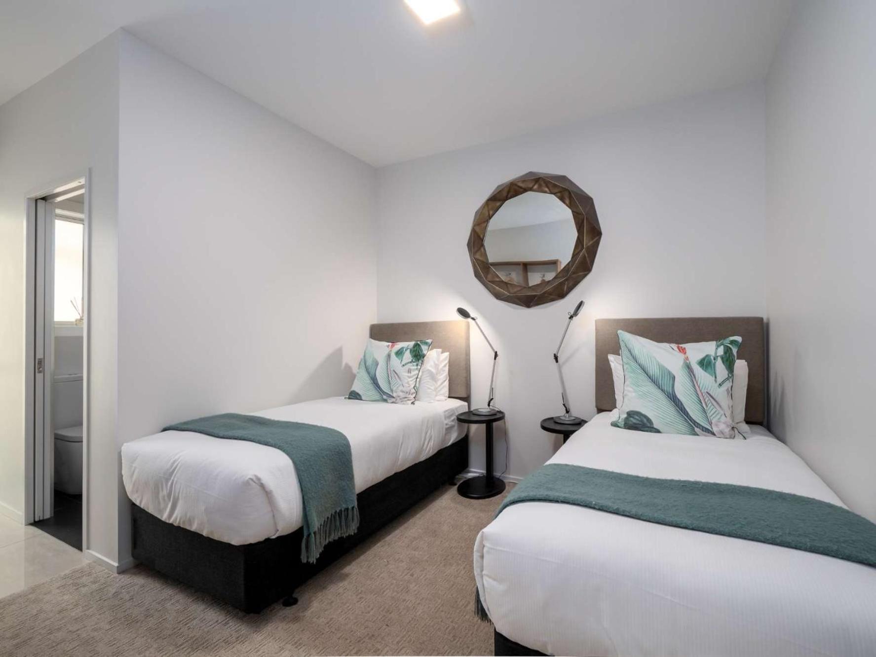 Papillon, A Relax It'S Done Luxury Holiday Home Κουίνσταουν Εξωτερικό φωτογραφία